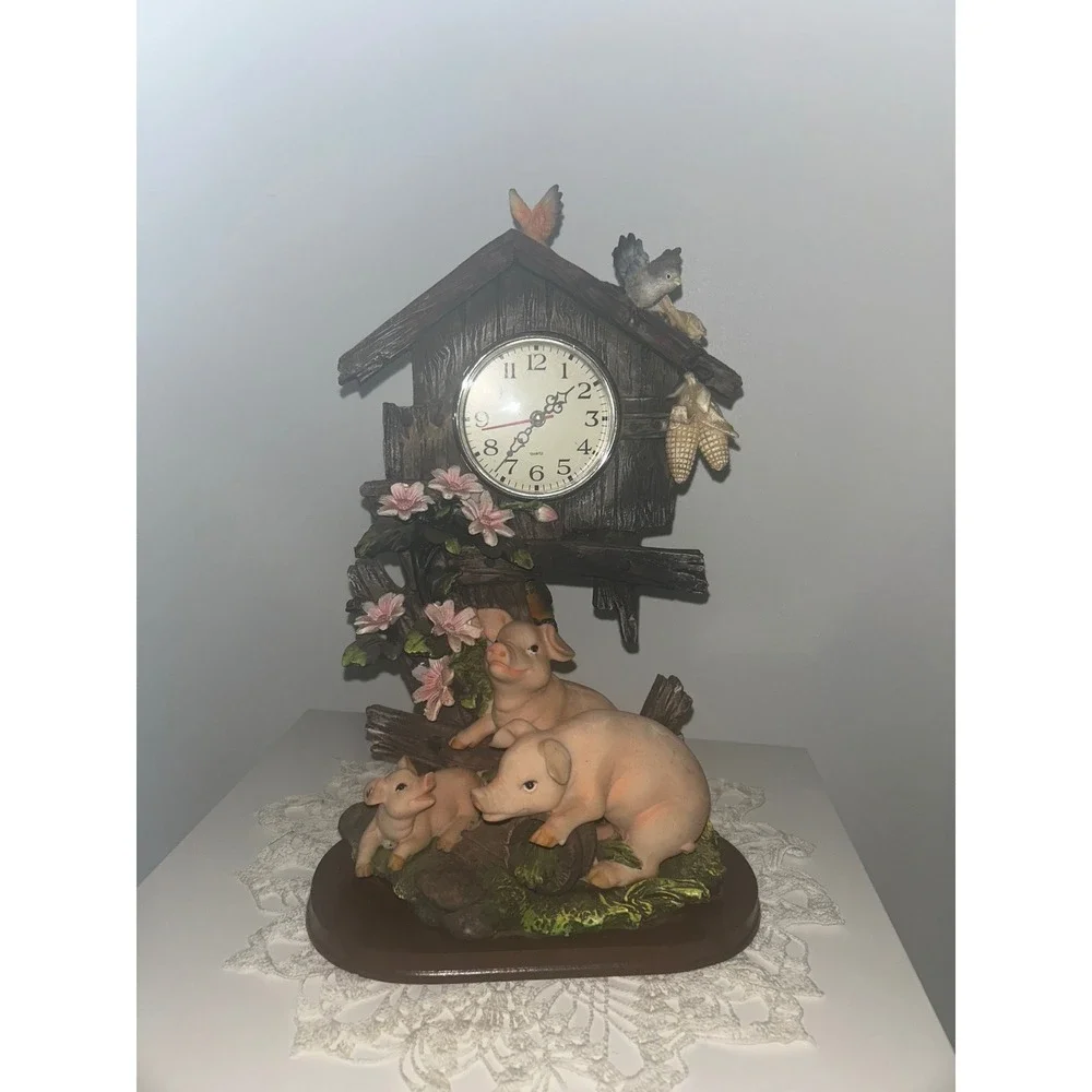 Vintage Farmhouse Pig Family Birdhouse Tabletop Clock Quartz Rustic Decor